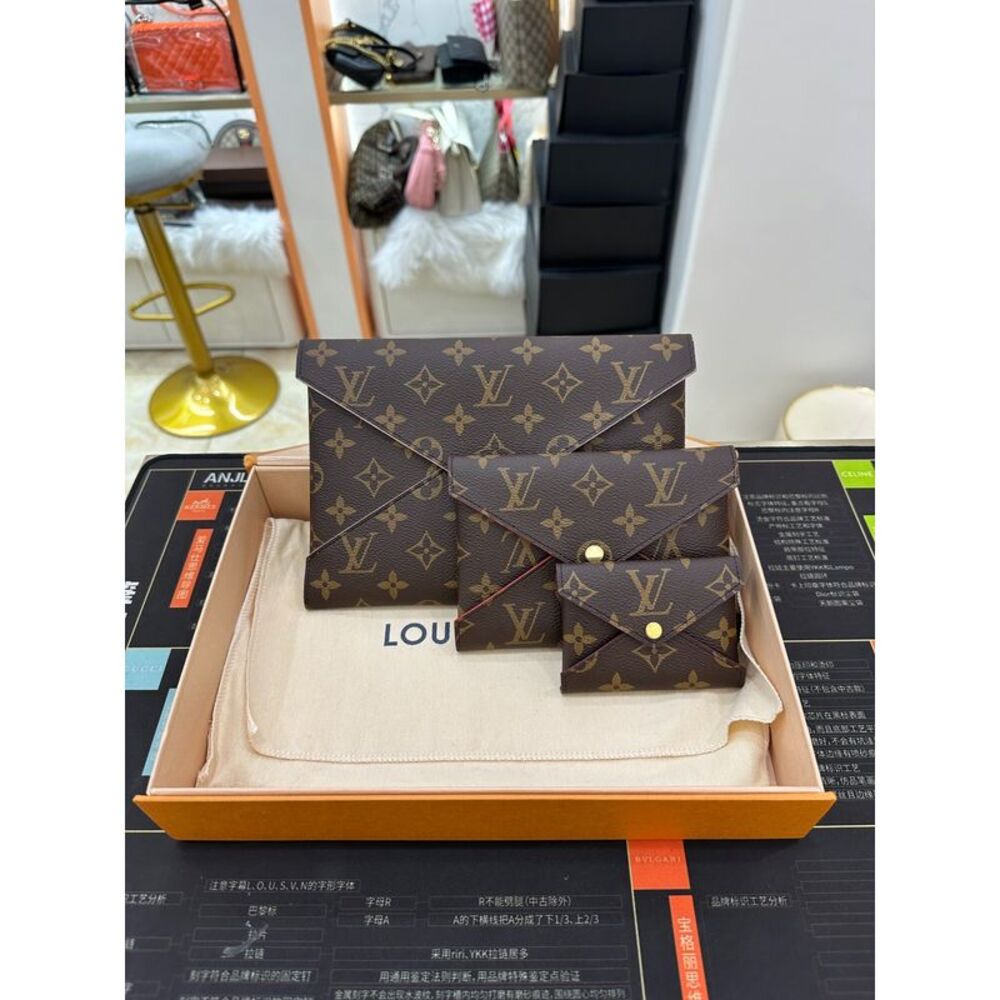 Louis Vuitton Women Pre-Loved Bag Very Good Condition